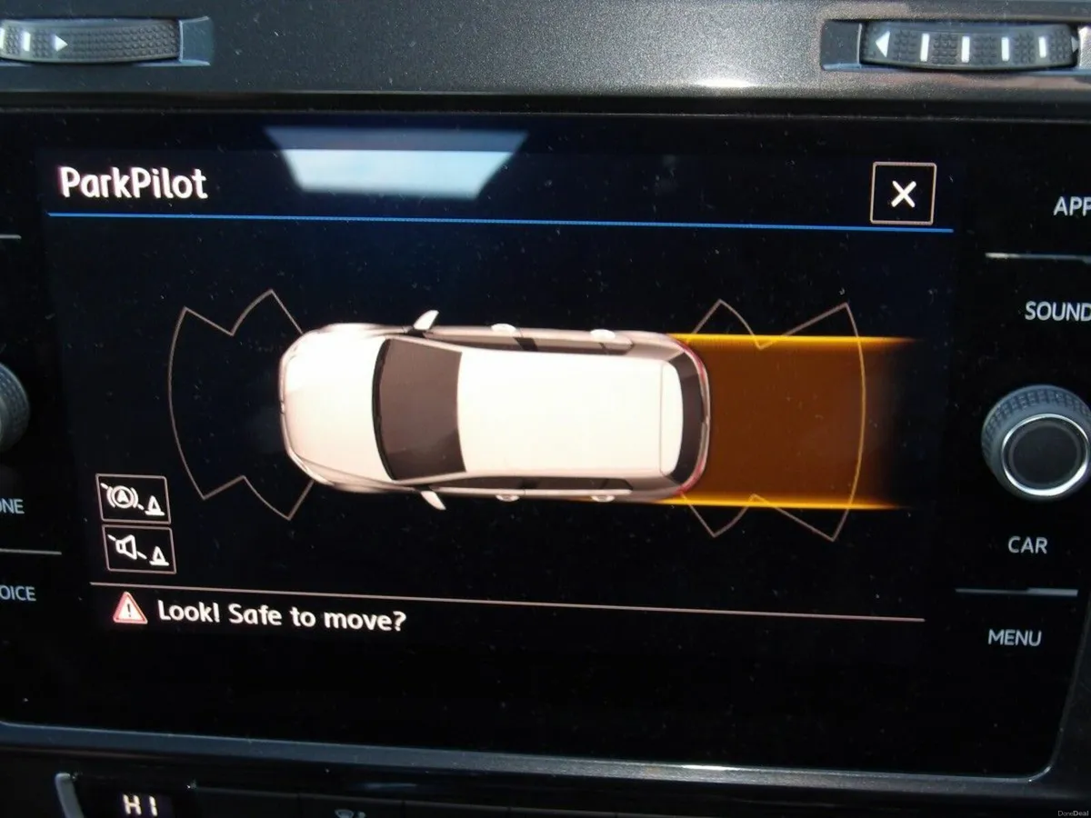 Volkswagen Golf 1.6 TDI 5DR 115HP Comfortline - Image 4