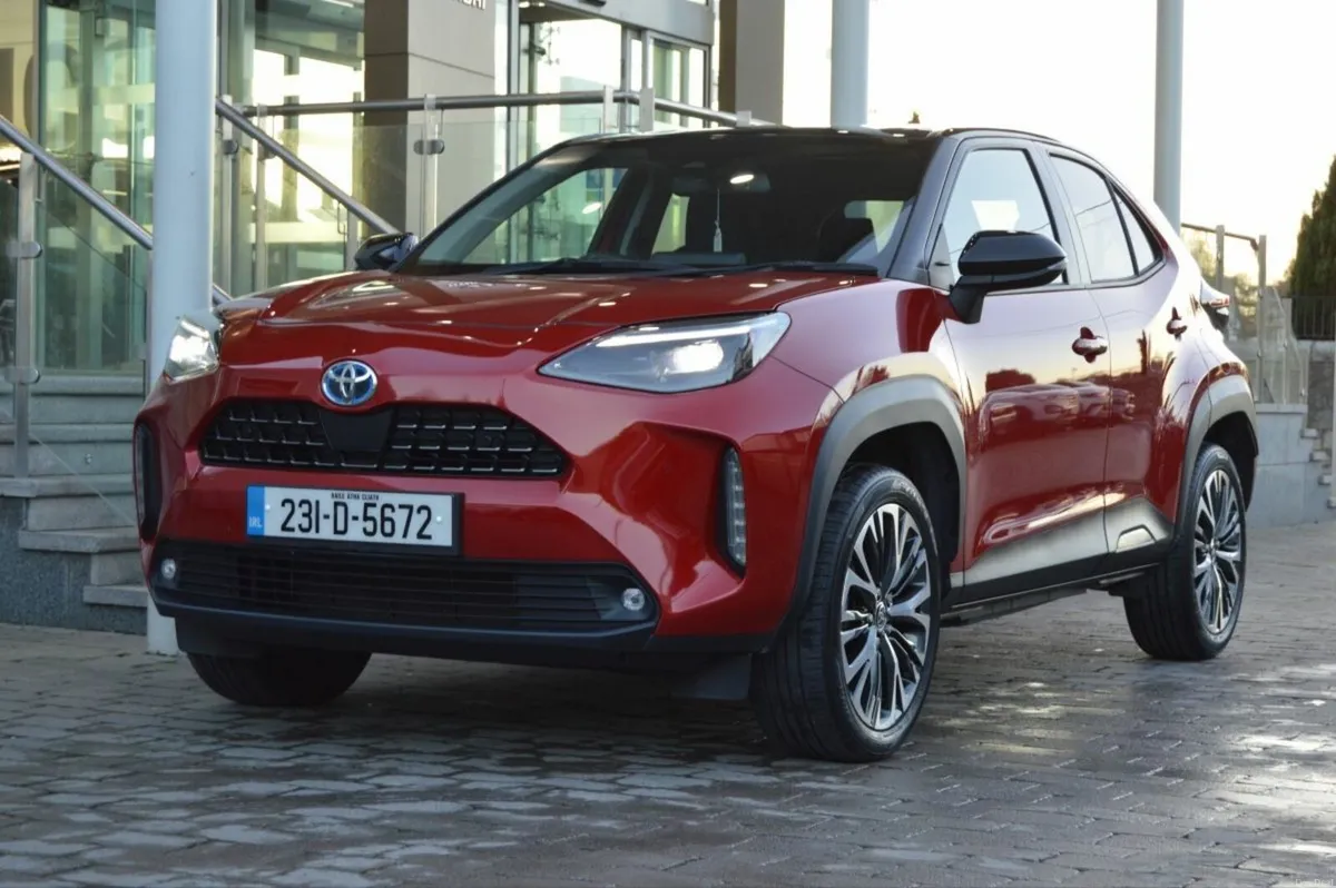 Toyota Yaris Cross 1.5 Hybrid Sol, Low Mileage - Image 3