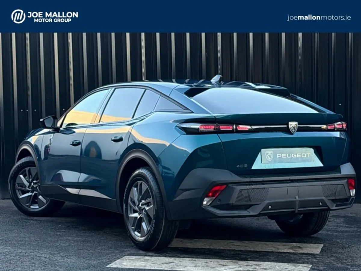 Peugeot 408 1.2 Allure Hybrid - Image 2