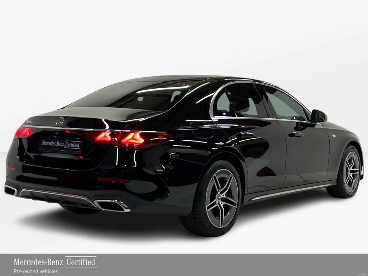 Mercedes-Benz E-Class E 300 e AMG Line Plus | 360 - Image 3