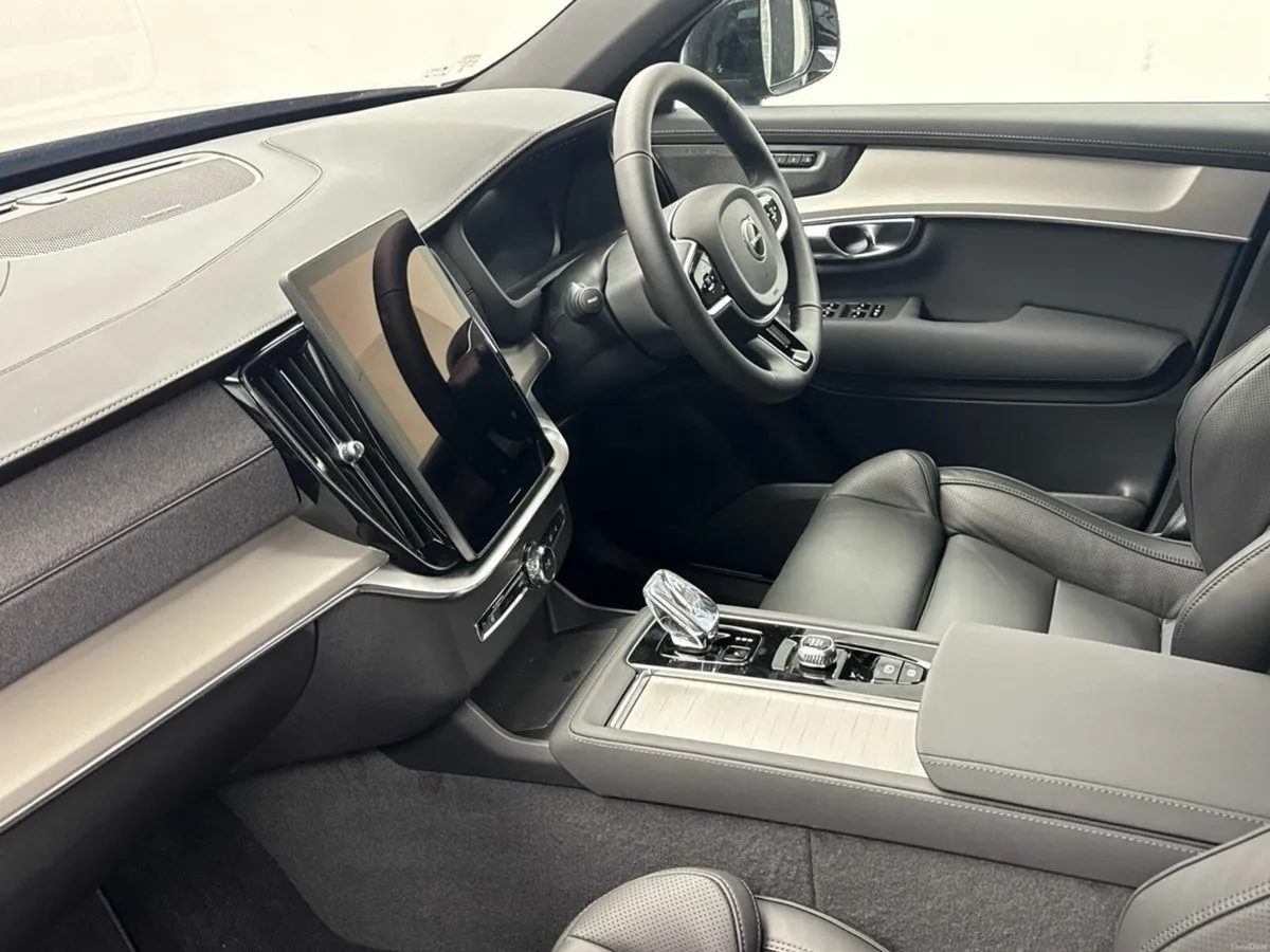 Volvo XC90 T8 PLUS BLACK EDITION *IN STOCK* €200 P - Image 4