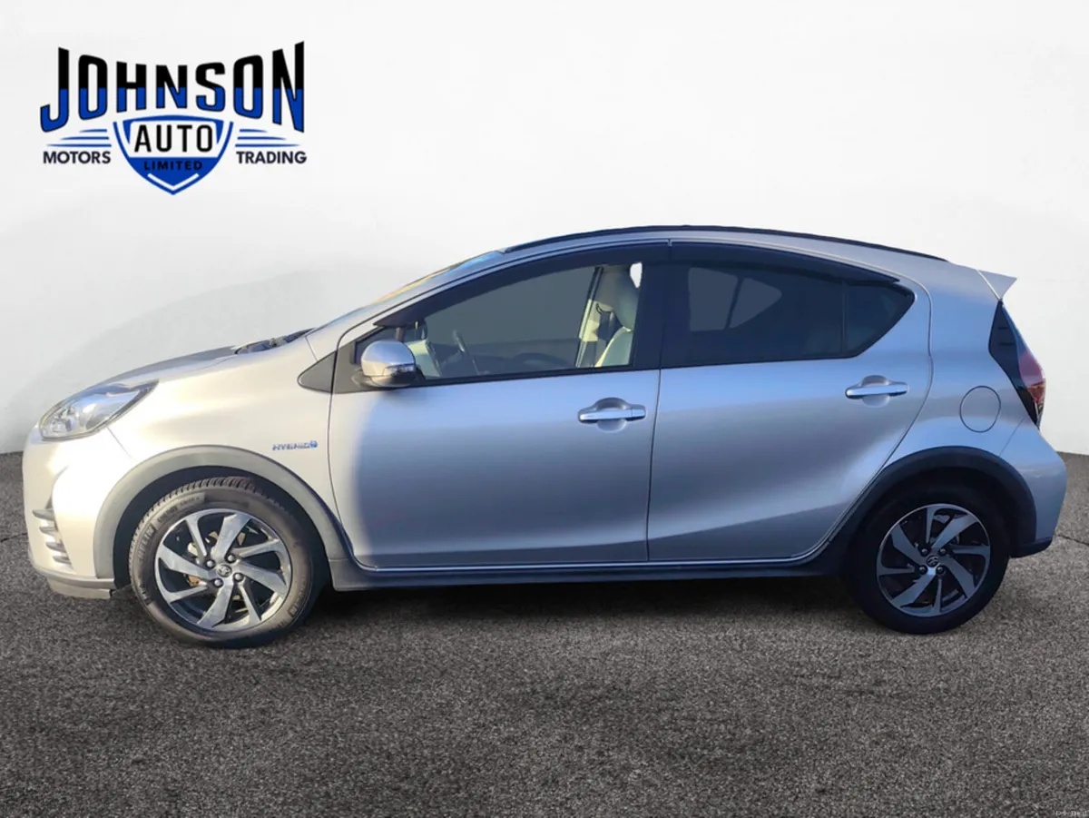 Toyota Aqua 1.5 Hybrid Cross Full Leather Cross - Image 2