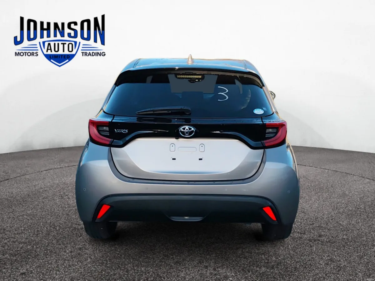 Toyota Yaris 1.5 Auto Heated Seats revers camera - Image 3