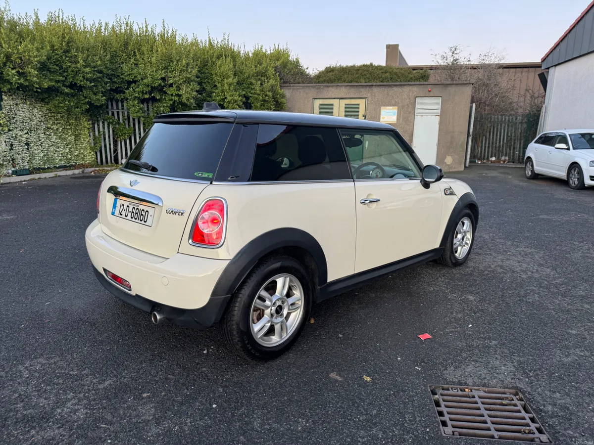 Mini Cooper 1.6 Automatic low mileage 64km - Image 4
