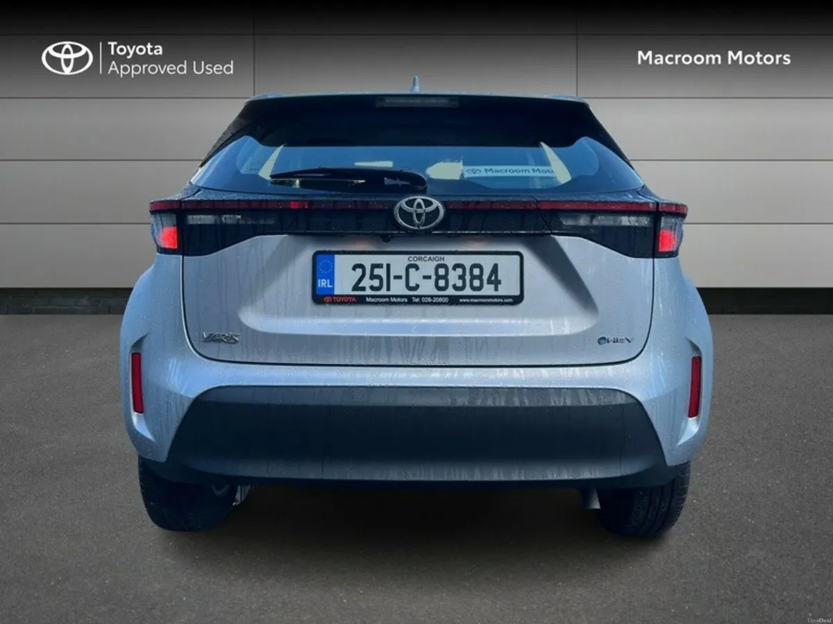 Toyota Yaris Cross FRESH SELECTION OF TRADE-INS YA - Image 4