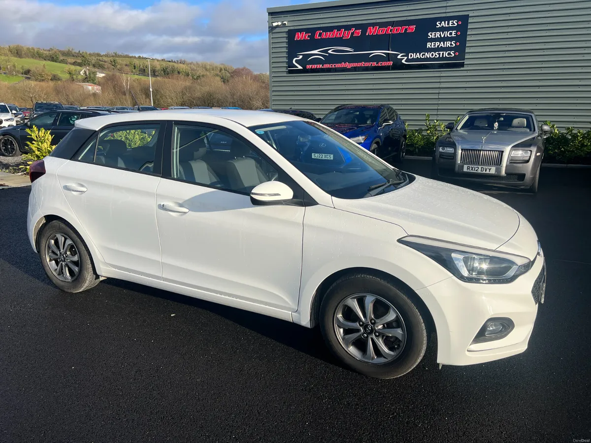 2018 (182) Hyundai I20 SE 1.2 Petrol - Image 1