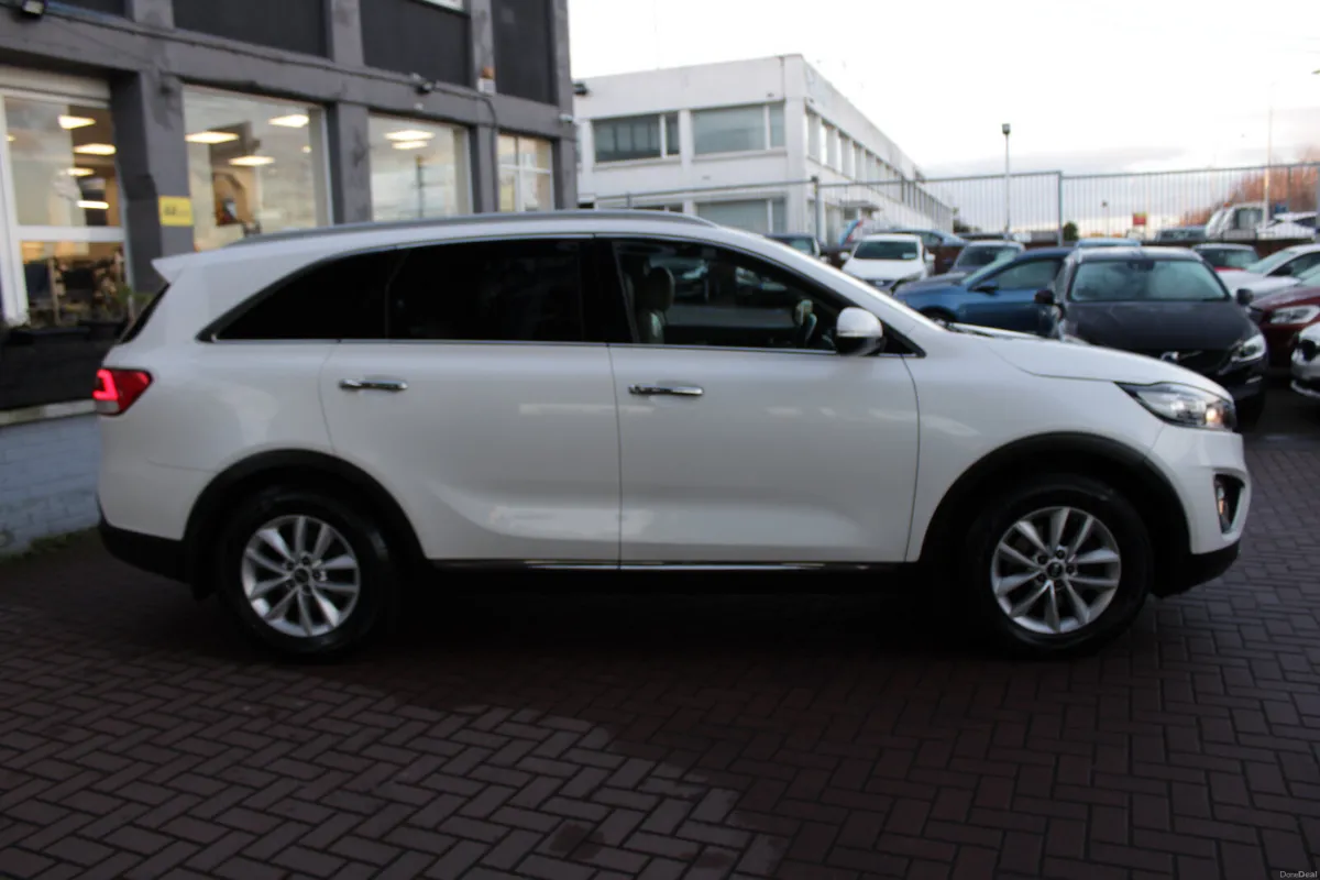 Kia Sorento 2016 - Image 3