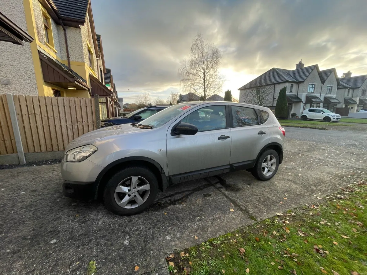 Nissan Qashqai 2011 -1 Lakh KM only - Image 2