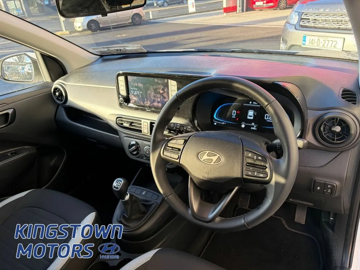 Hyundai i10 Deluxe Plus - Image 6