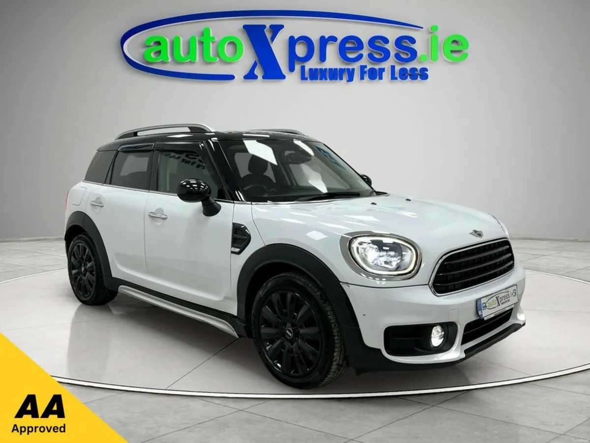 Mini Cooper CROSSOVER 2.0 Automatic - Image 1