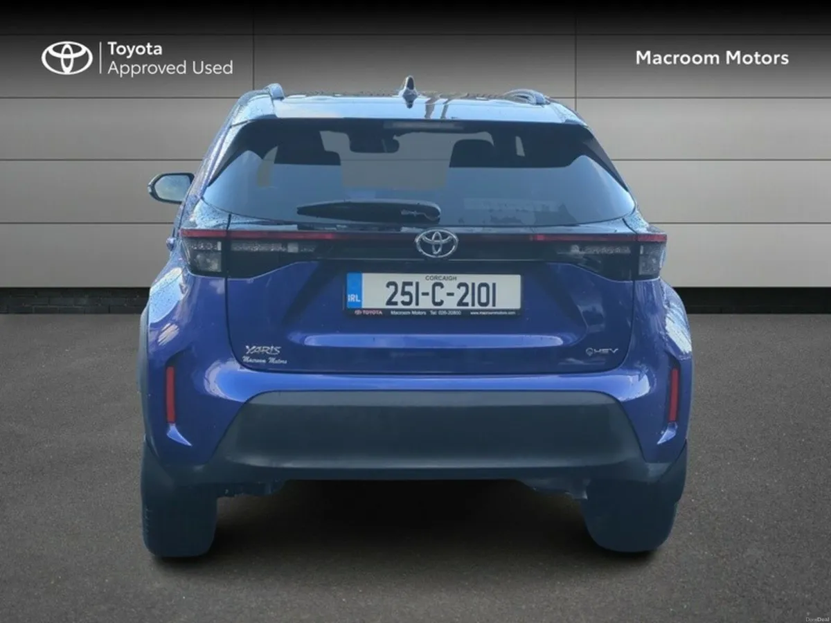 Toyota Yaris Cross FRESH SELECTION OF TRADE-INS YA - Image 4