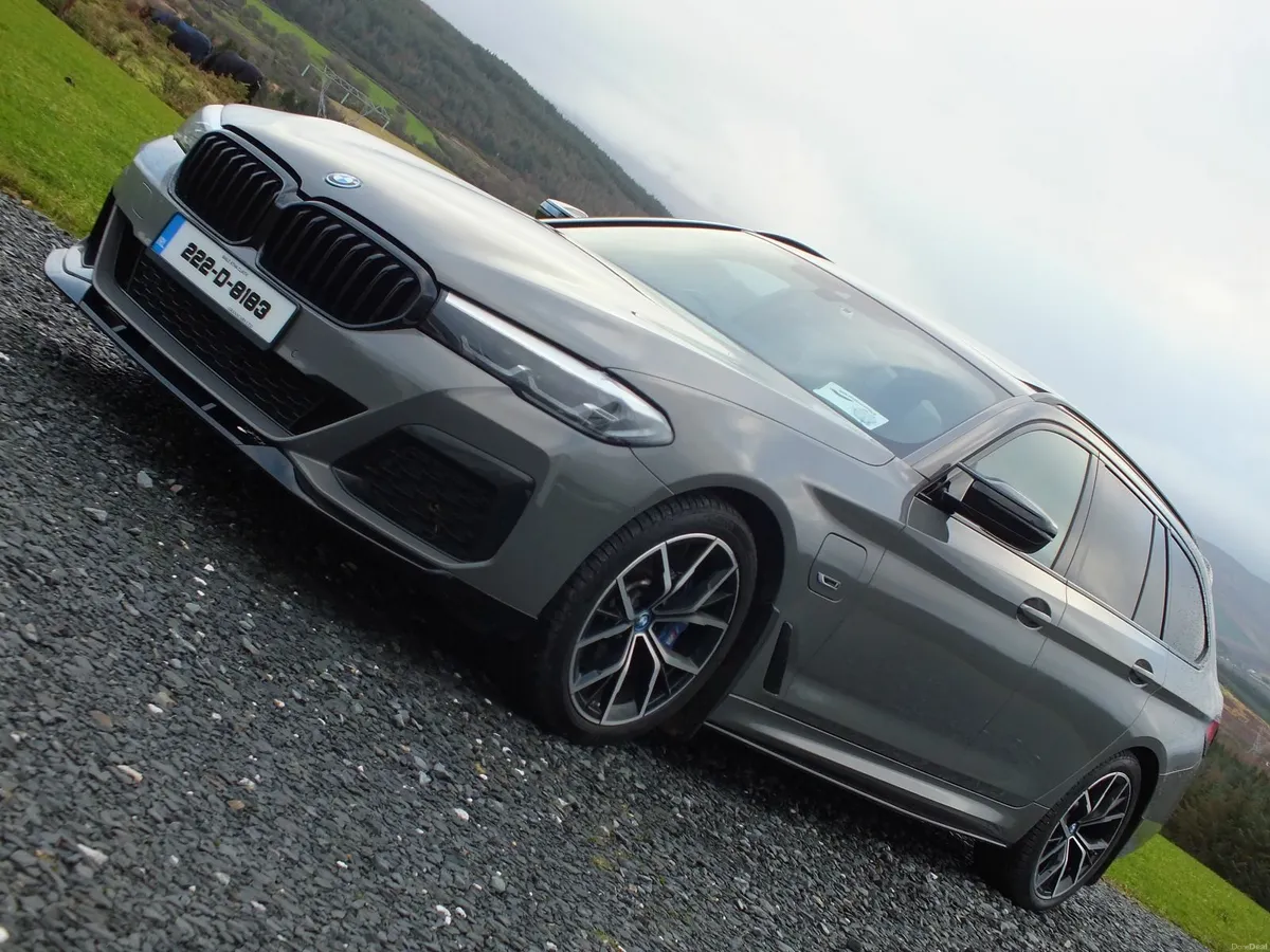 2022 BMW 530E M-Sport - Image 3