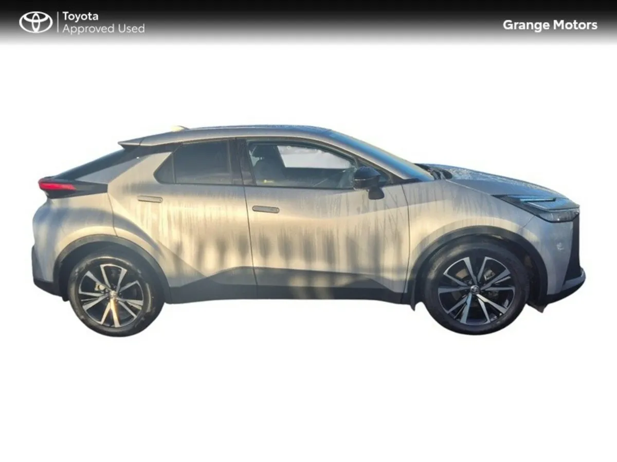 Toyota C-HR 1.8 HYBRID SPORT**DEMO MODEL** - Image 4