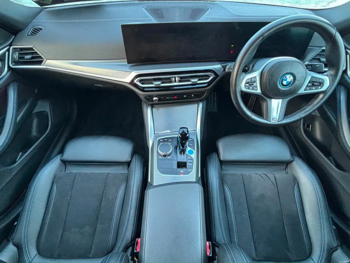 BMW i4 EDRIVE40 M SPORT - Image 2