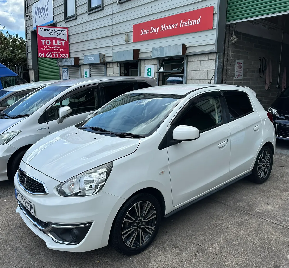 2017 Automatic Mitsubishi Mirage - Image 1