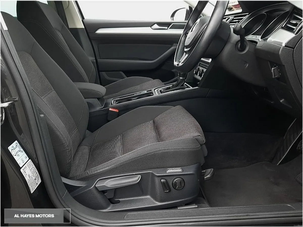 Volkswagen Passat EST**LOCATED IN PORTUMNA GARAGE* - Image 4