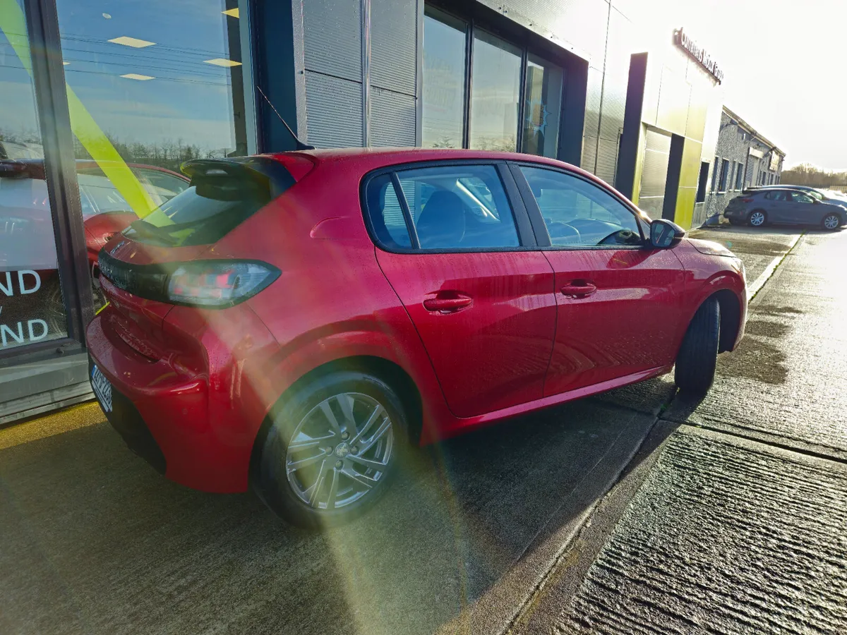 Peugeot 208 1.0 Active SALE NOW ON - Image 5