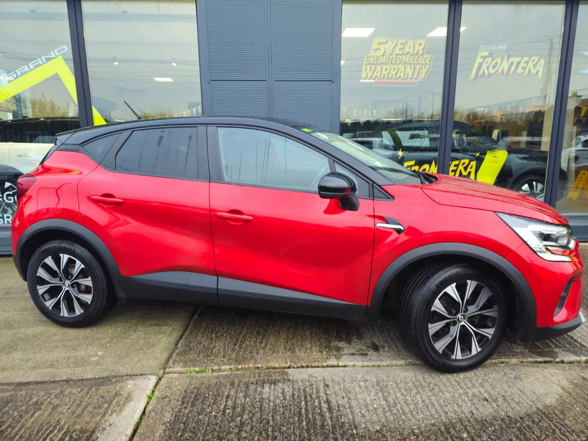 Renault Captur Limited 1.0 TCe SALE ON - Image 5