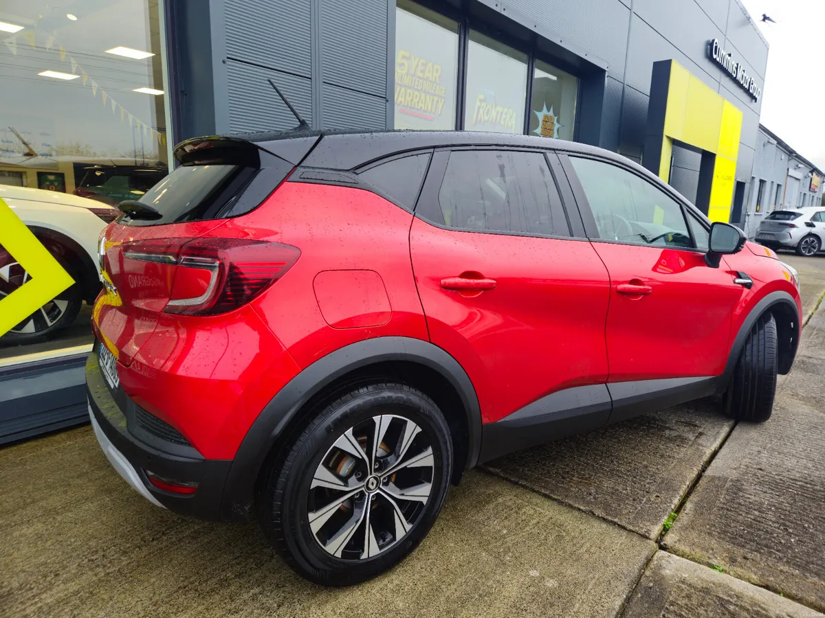 Renault Captur Limited 1.0 TCe SALE ON - Image 6