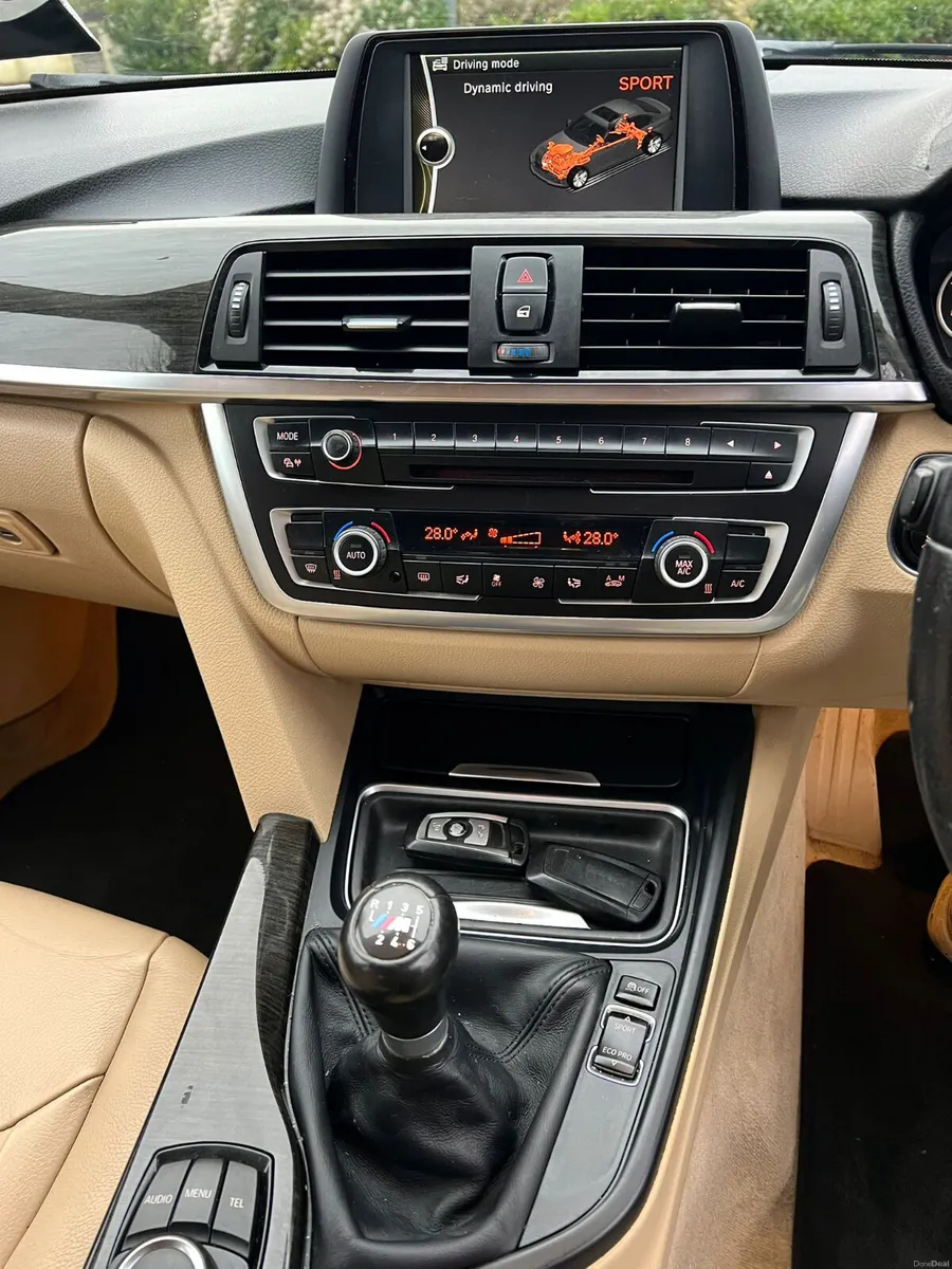 BMW 318d 2013 Luxury 2.0 Diesel new nct 11/26 - Image 2