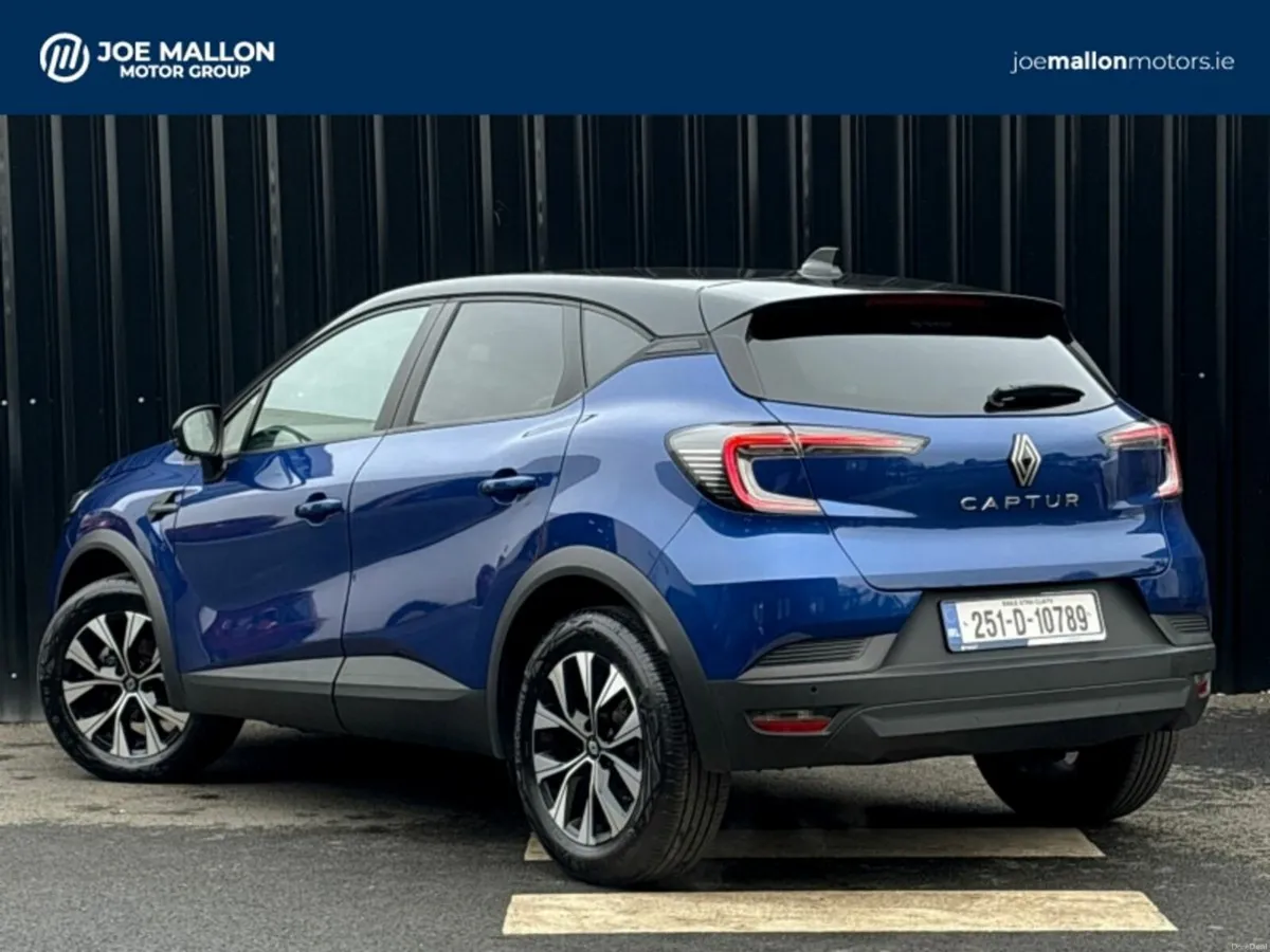 Renault Captur TCe 90 Evolution - Image 2