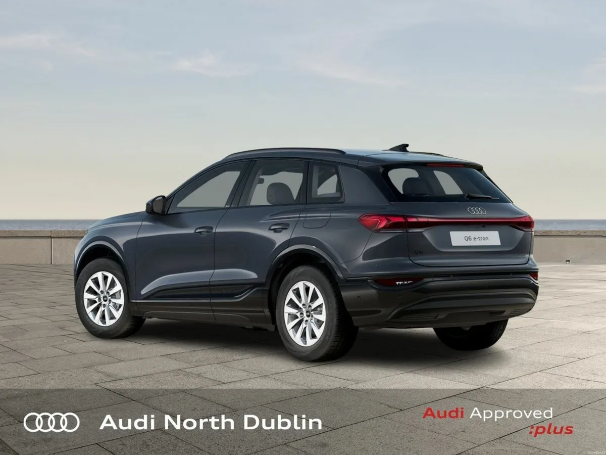 Audi Q6 e-tron Advance - Image 3