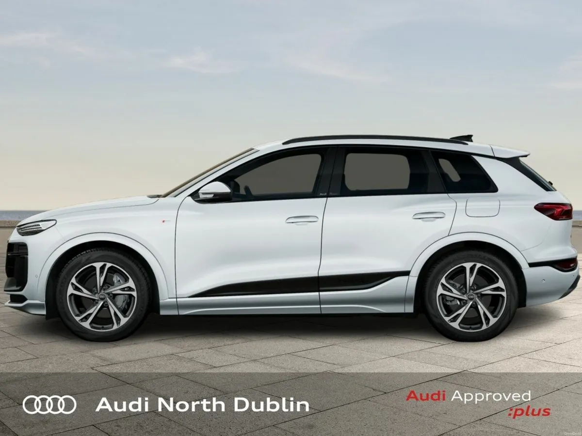 Audi Q6 e-tron S-Line Quattro - Image 3