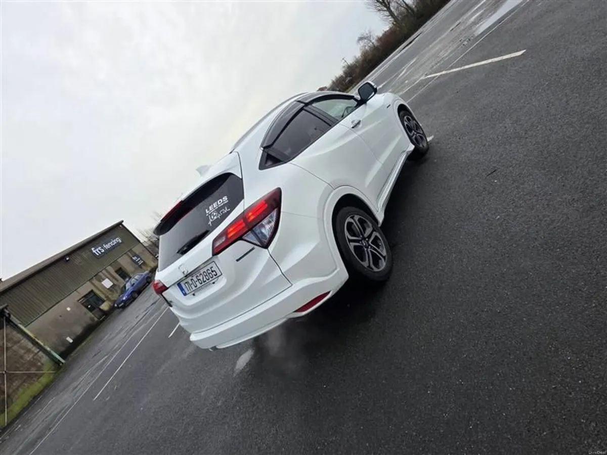 Honda Vezel 2017 - Image 2