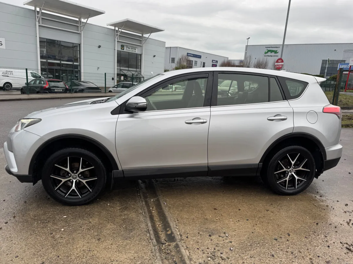 Toyota RAV4 2016 Luna Sport - Image 4