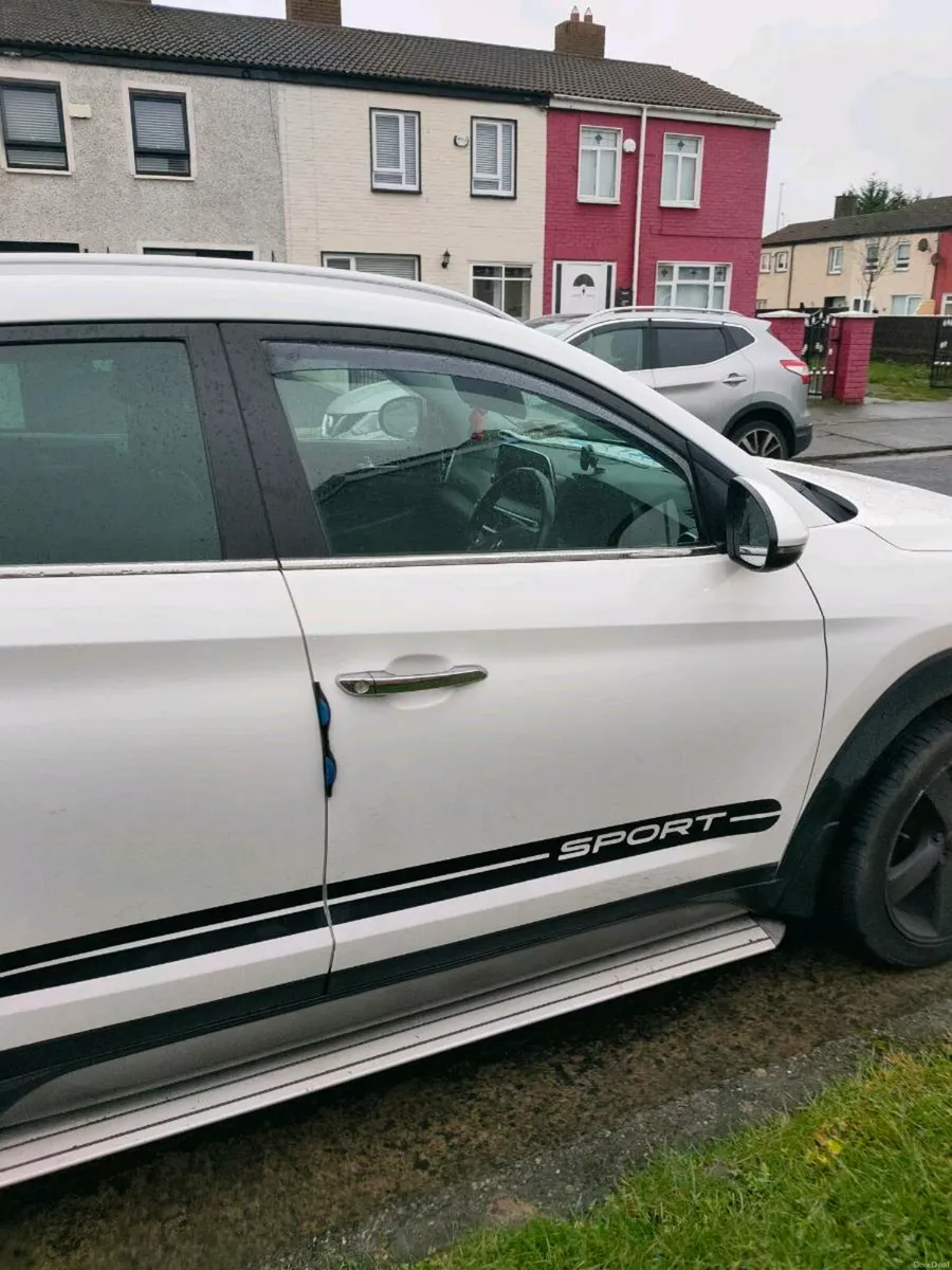 Hyundai Tucson 2019 Executive plus - Image 4