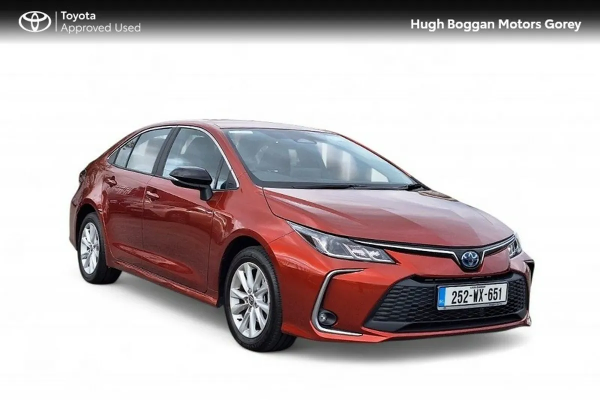 Toyota Corolla COROLLA SALOON LUNA - Image 1