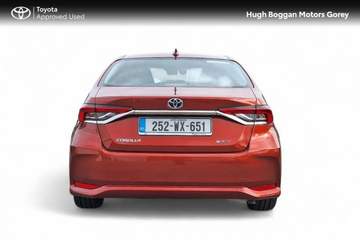 Toyota Corolla COROLLA SALOON LUNA - Image 4