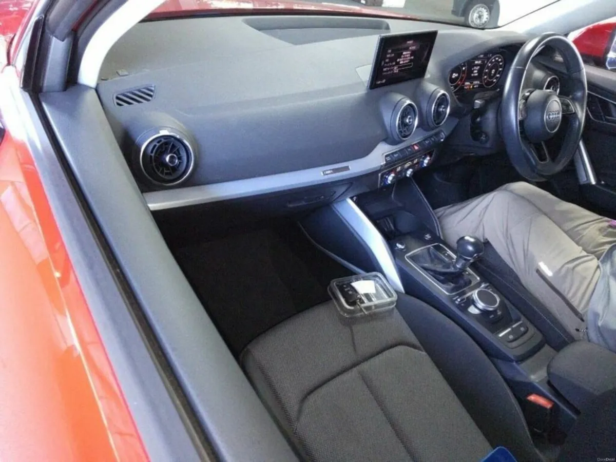 Audi Q2 1.0 TFSI SPORT - FACTORY ALLOYS - REVERSE - Image 3