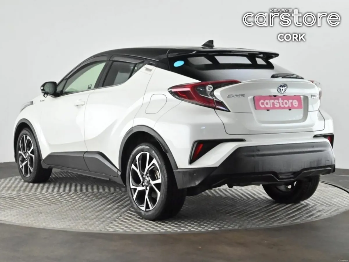 Toyota C-HR 1.8 HYBRID Auto - Image 3