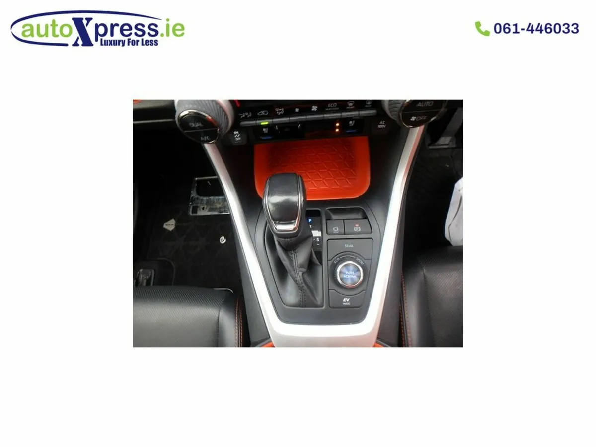 Toyota RAV4 4WD HYBRID ADVENTURE Low mileage - Image 4