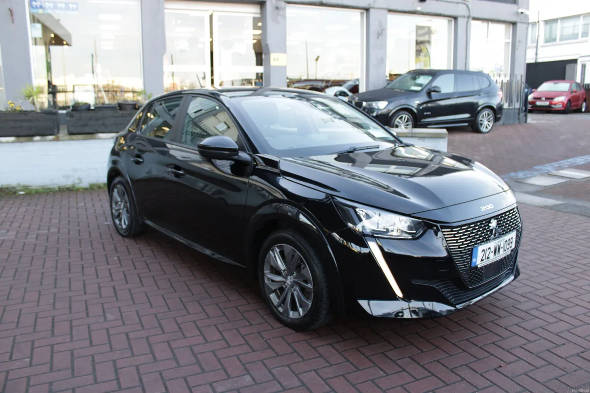 E-ACTIVE 136BHP 50 KWH 5DR HATCHBACK AUTO // FULLY - Image 1