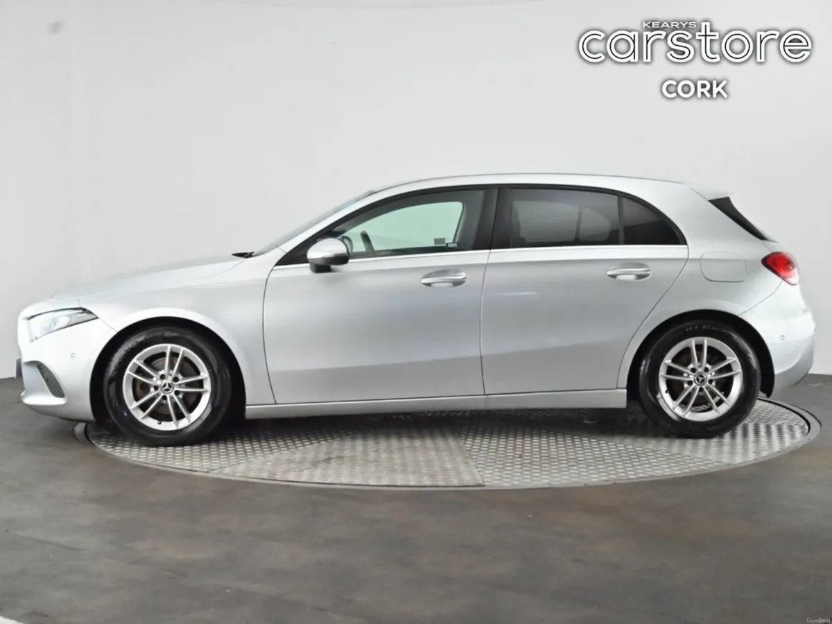 Mercedes-Benz A-Class 1.4 A180 A/T Saloon - Image 6