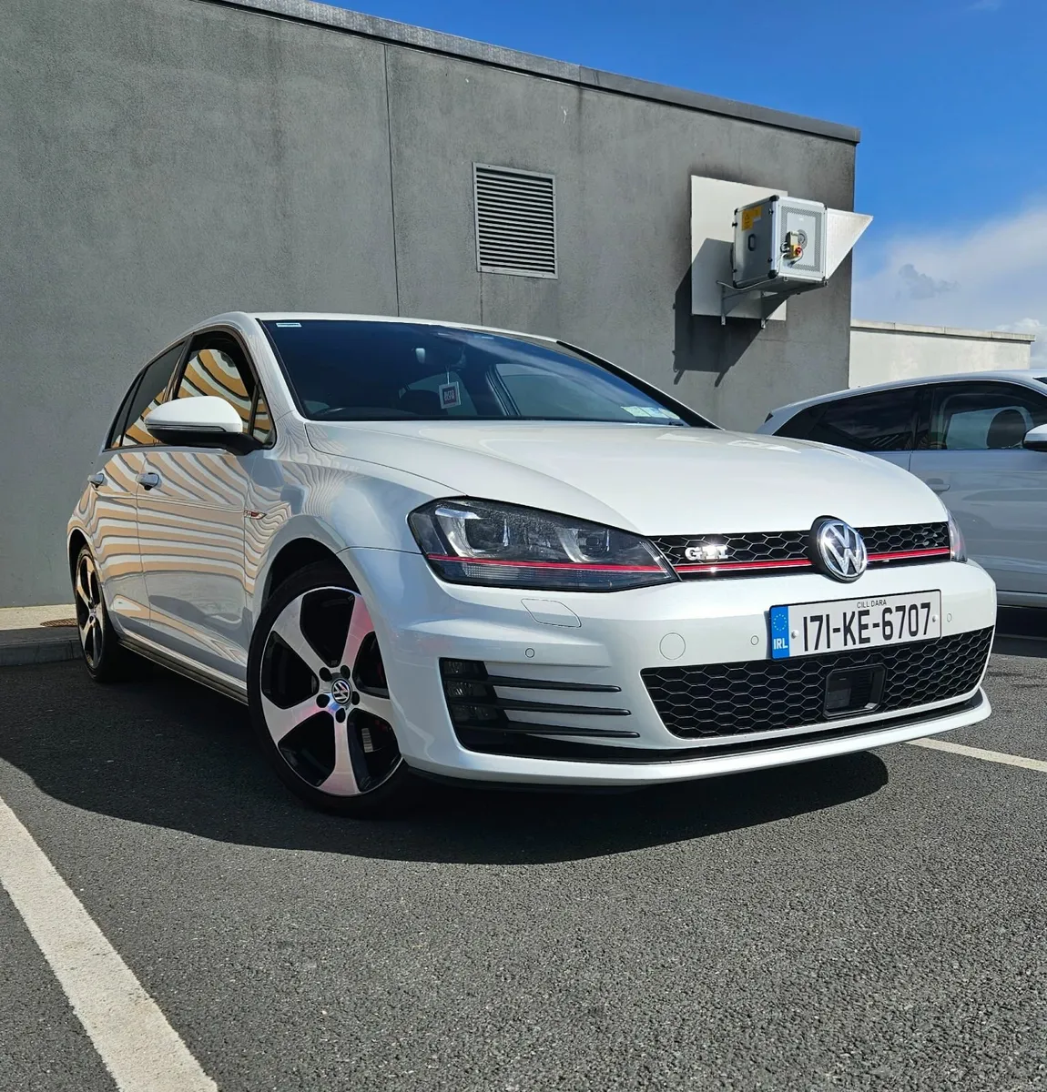 Volkswagen Golf 171 MK7 GTI DSG 5dr - Image 1