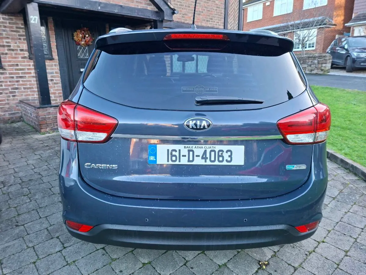KIA CARENS 7 SEATS 2016 PLATINUM MODEL  SUPERB - Image 4