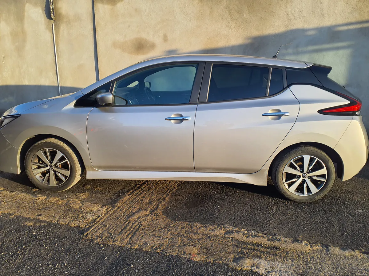 Nissan Leaf 2022 - Image 1