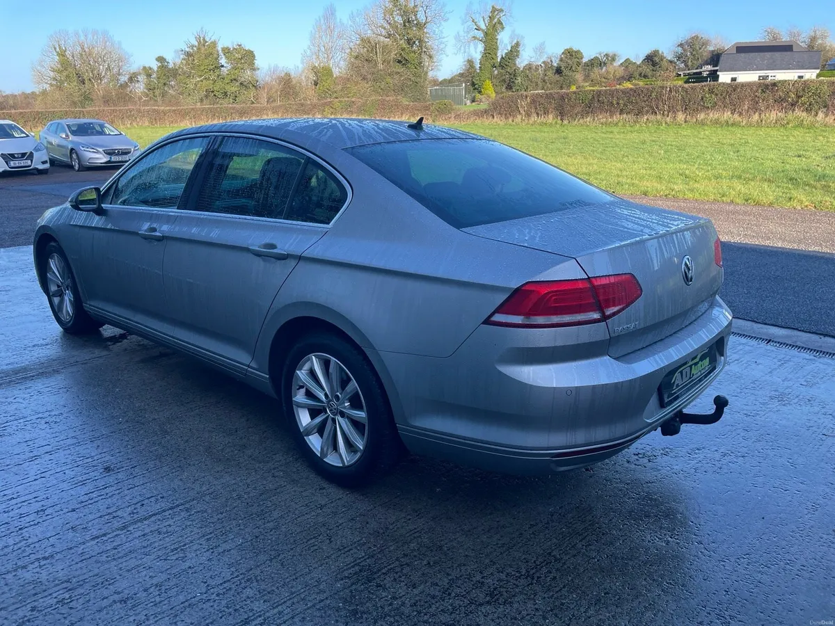 Volkswagen  Passat 2.0 DIESEL - Image 4
