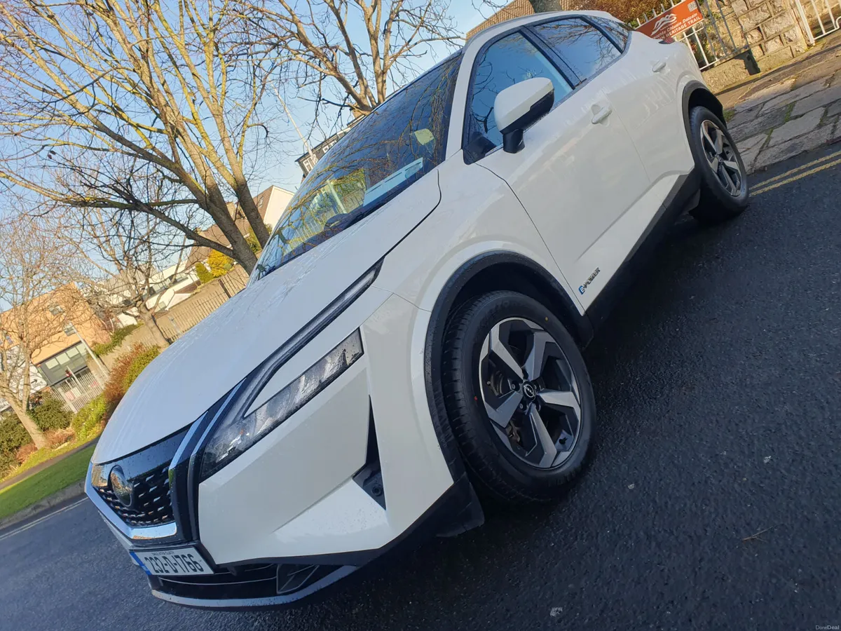 Nissan Qashqai 2023, Hybrid , SV Premium - Image 3