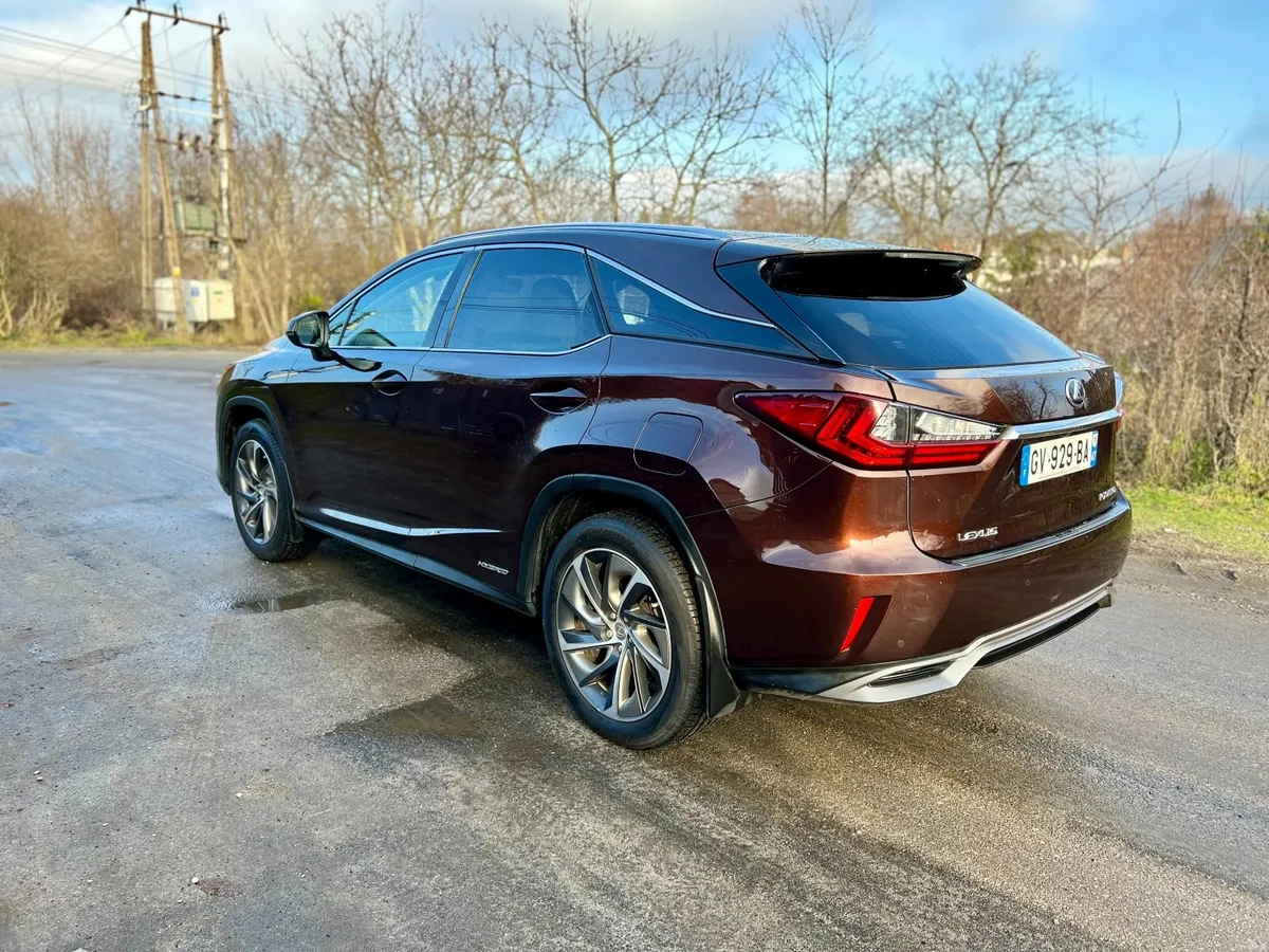 Lexus RX450h Perfect condition - Image 2