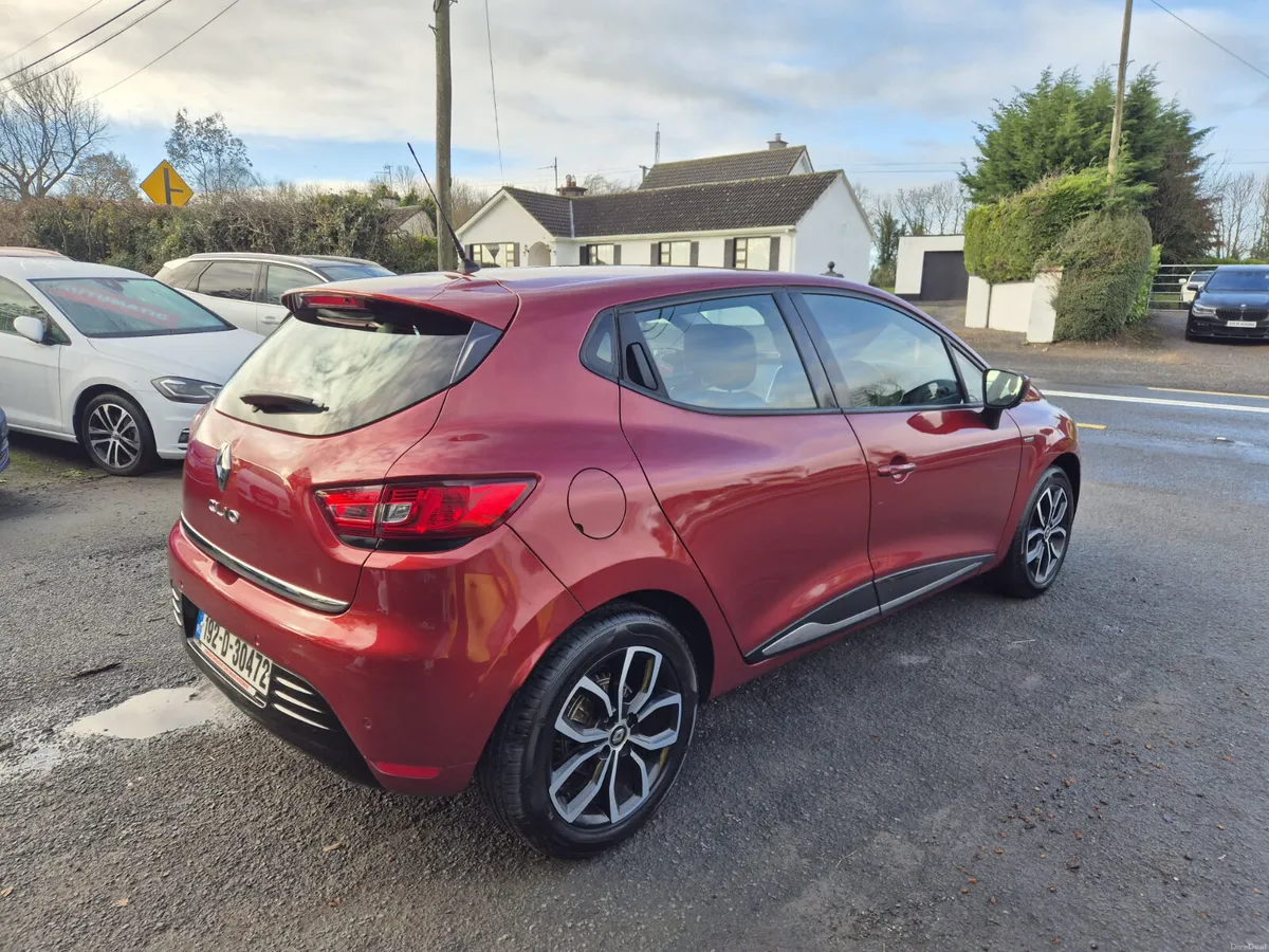 2019 RENAULT CLIO 1.2 PETROL AUTOMATIC - Image 5