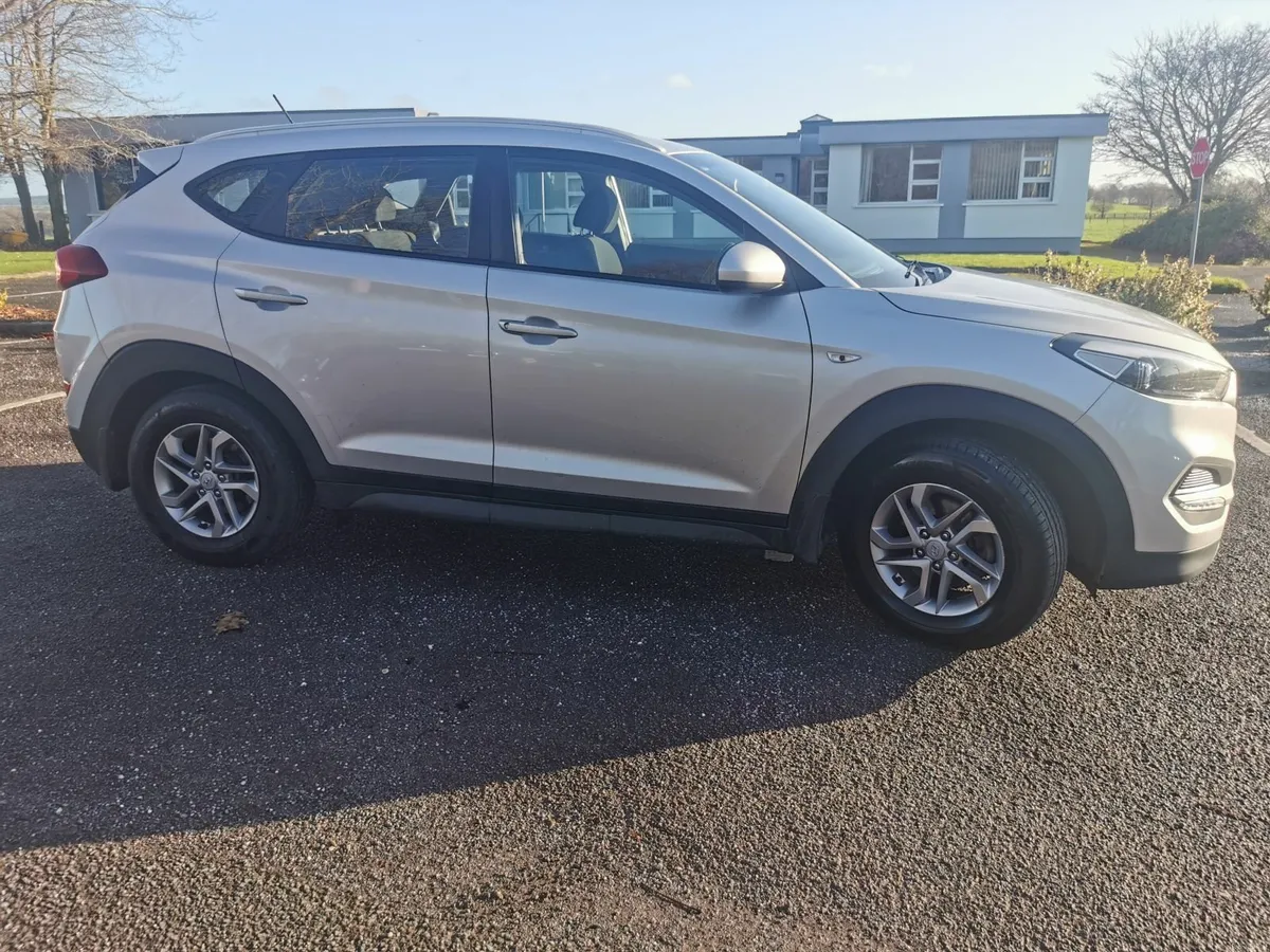 Hyundai Tucson 2016 - Image 2