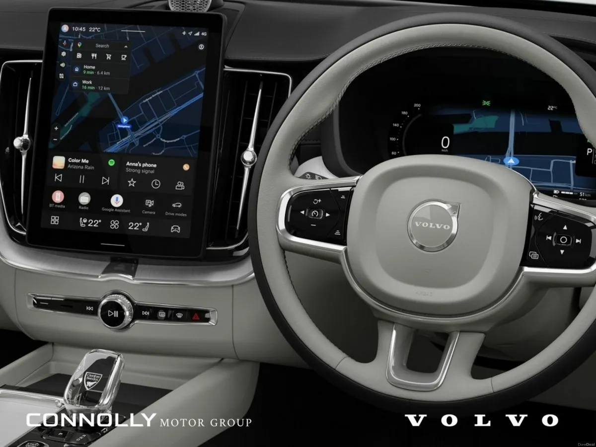 Volvo XC60 T6 Ultra Dark PHEV - Image 4