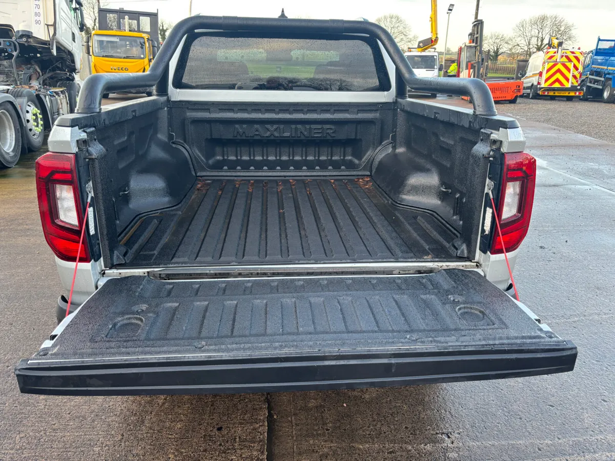 2024 VW Amarok 2.0 Diesel 6 Speed Manual - Image 4