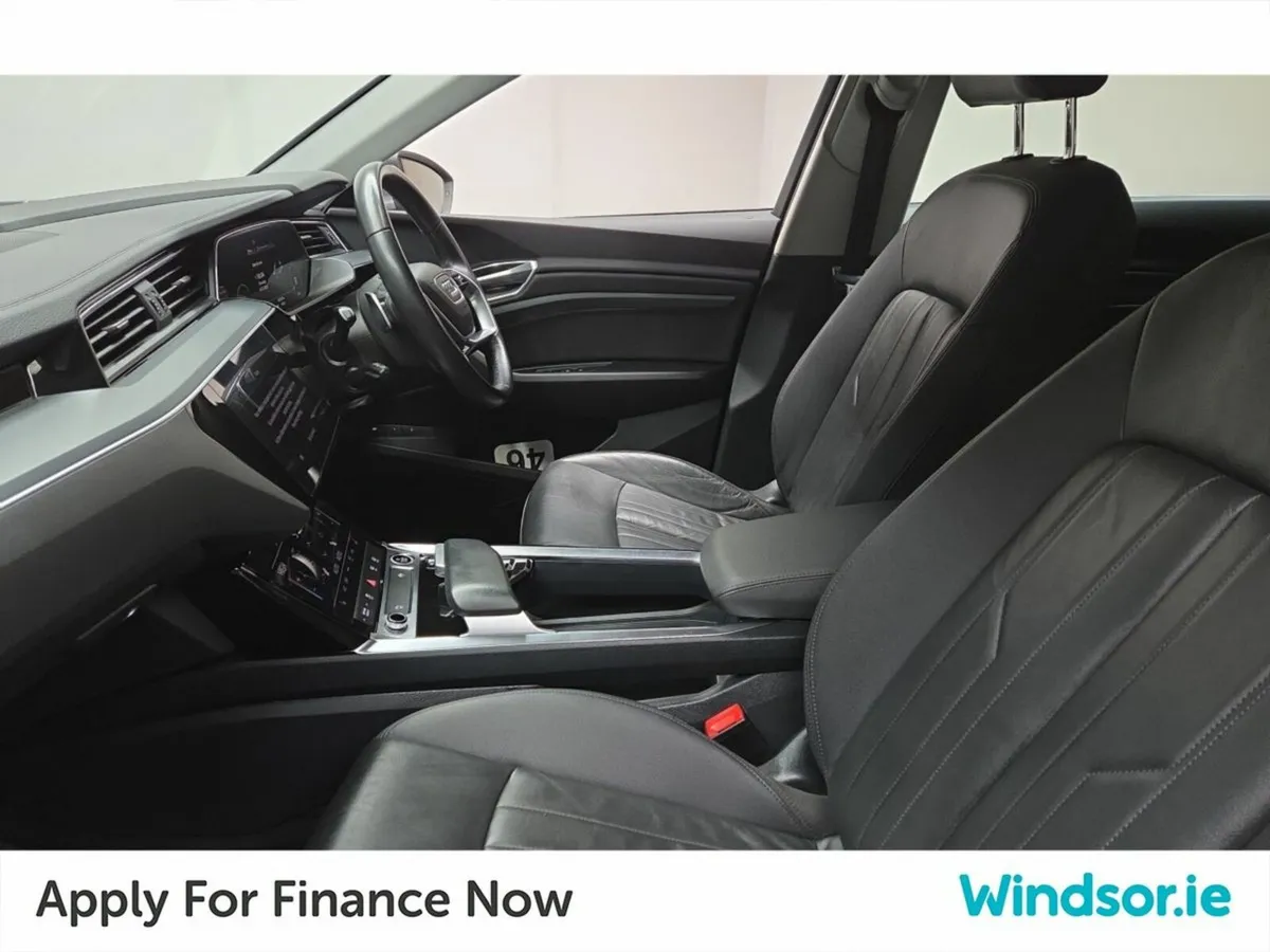 Audi e-tron Technik 55 Quattro 95kWh Quattro (Long - Image 4