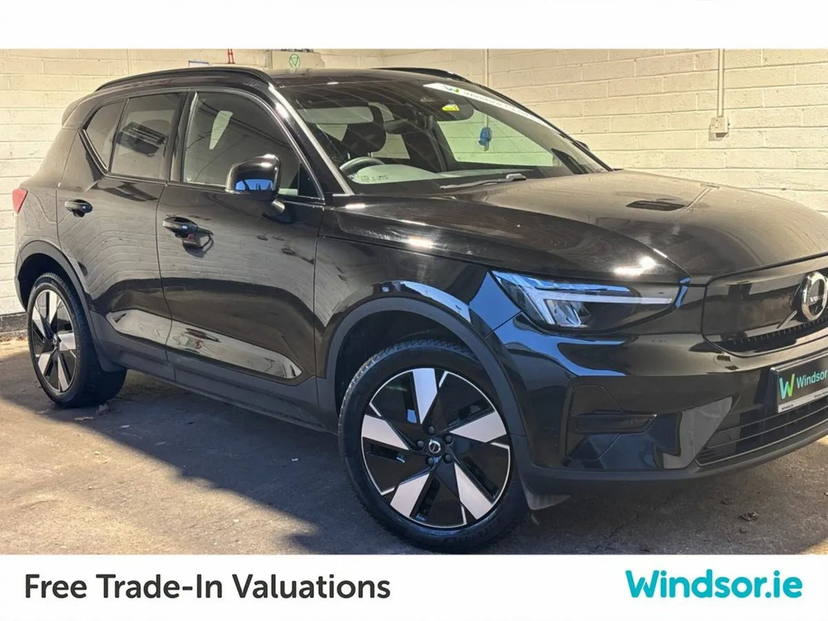 Volvo EX40 Recharge Core 69kw - Image 3