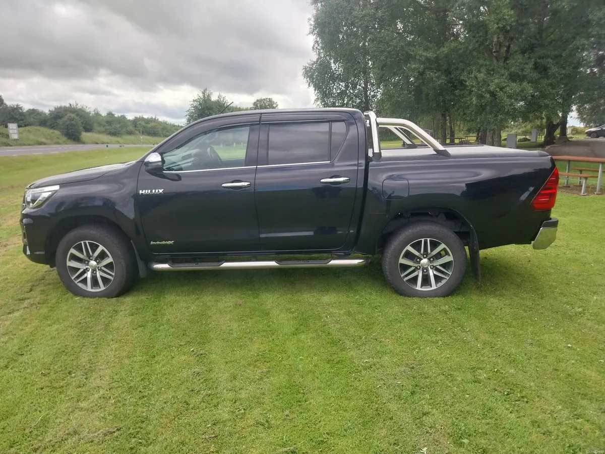 Toyota Hilux 2019 - Image 4